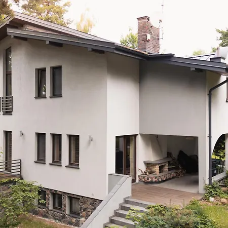 Villa Golden - Cozy Family With Garden & Sauna, Konstancin-Jeziorna