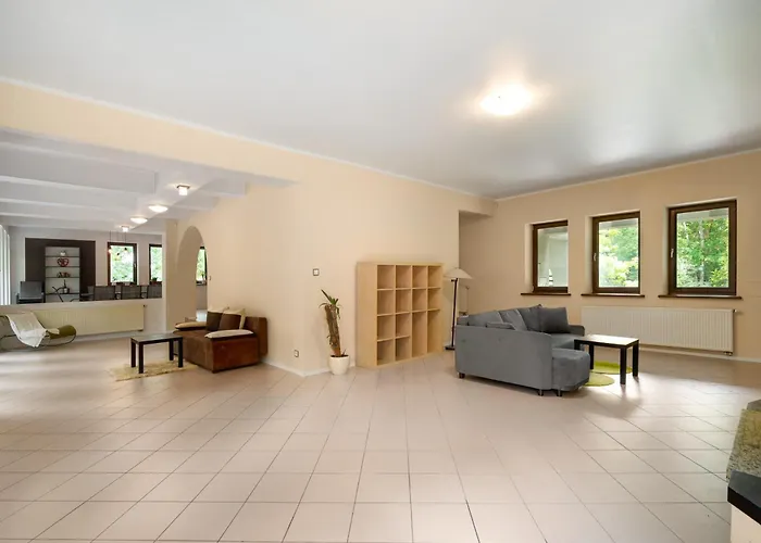 Golden - Cozy Family With Garden & Sauna, Konstancin-Jeziorna