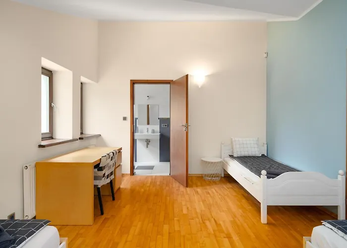 Villa Golden - Cozy Family With Garden & Sauna,