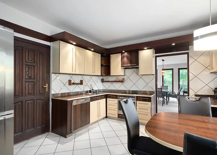 Golden - Cozy Family With Garden & Sauna, Villa *